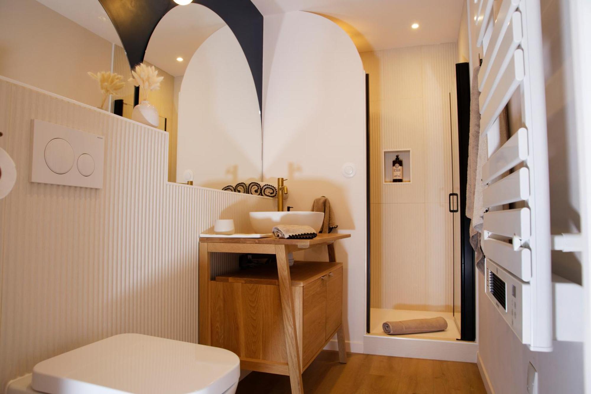 Le Domaine De Soani - Piscine Interieure, Jacuzzis & Sauna Adult Only Saint-Evarzec ภายนอก รูปภาพ