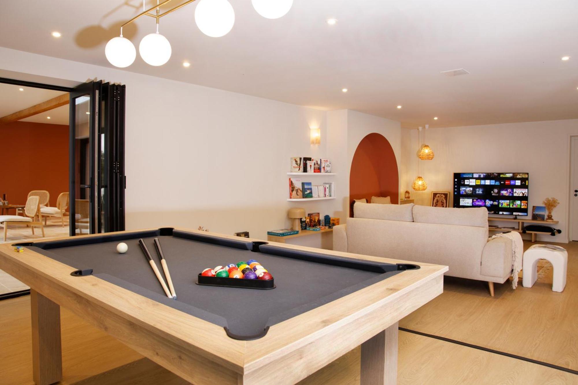 Le Domaine De Soani - Piscine Interieure, Jacuzzis & Sauna Adult Only Saint-Evarzec ภายนอก รูปภาพ